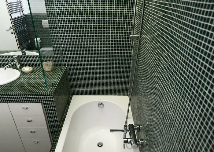Al 19 4*